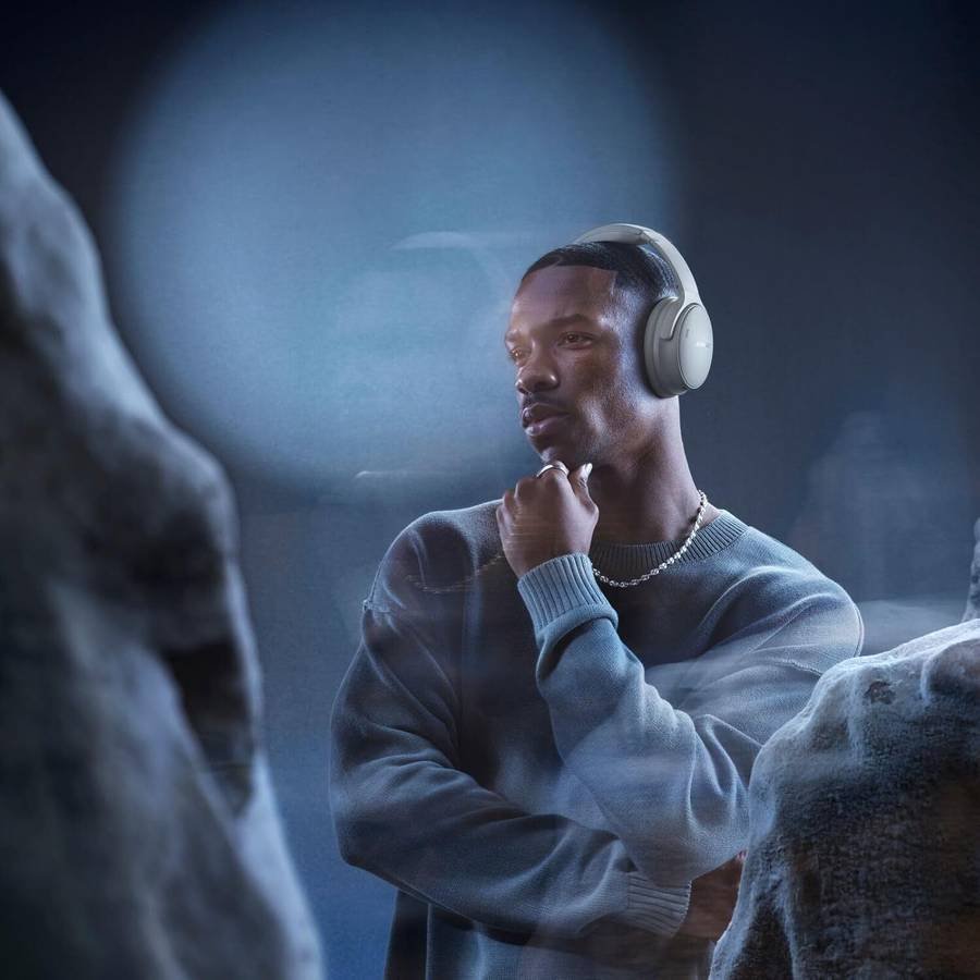 Bose QuietComfort Bluetooth Headphones Bluetooth & Wired (Moonlight Grey) - Photo 3